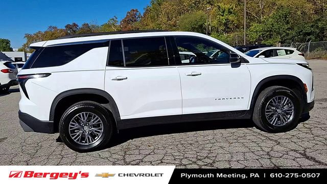 Certified 2025 Chevrolet Traverse LT image 10