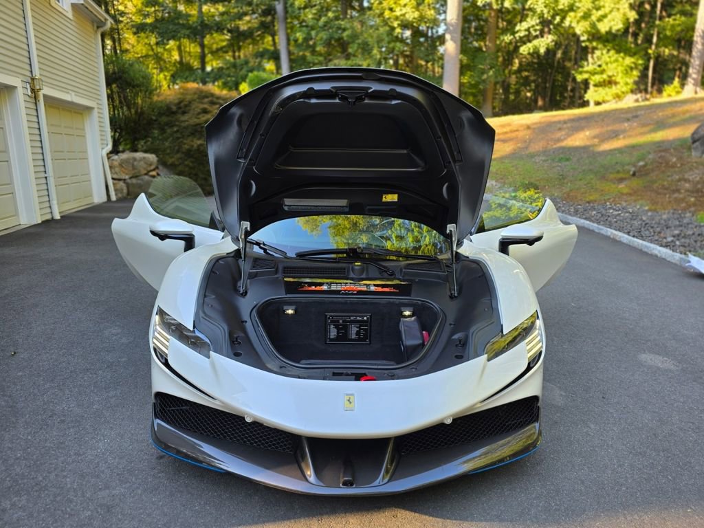 Used 2023 Ferrari SF90 Stradale image 19