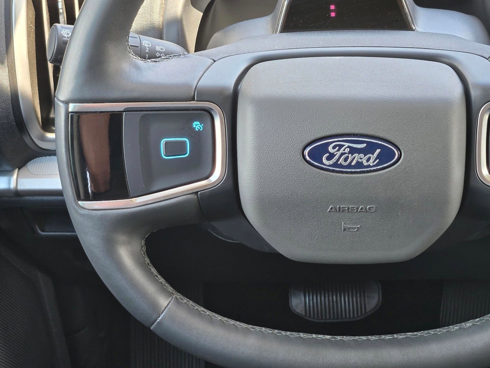 Certified 2025 Ford Expedition Active RWD image 17