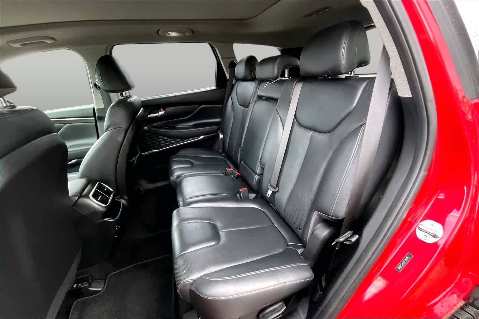 Used 2020 Hyundai Santa Fe SEL FWD image 40