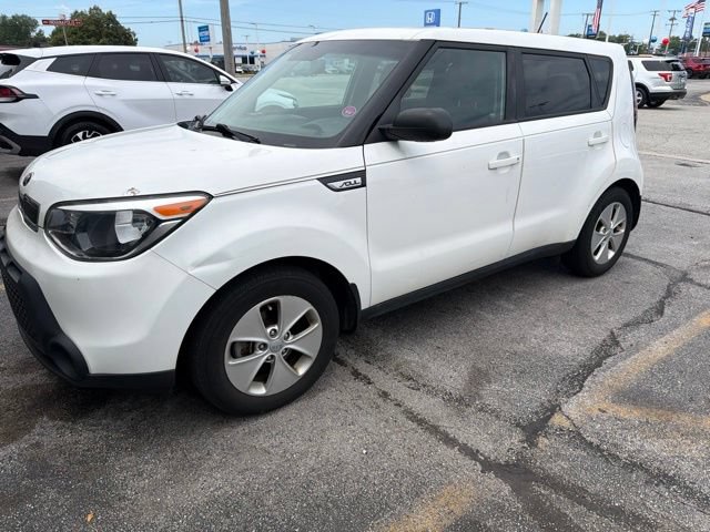 Used 2016 Kia Soul FWD image 1