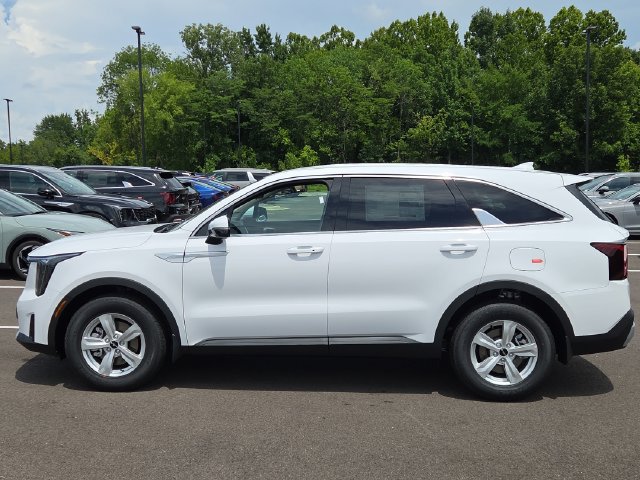 New 2026 Kia Sorento LX FWD image 2