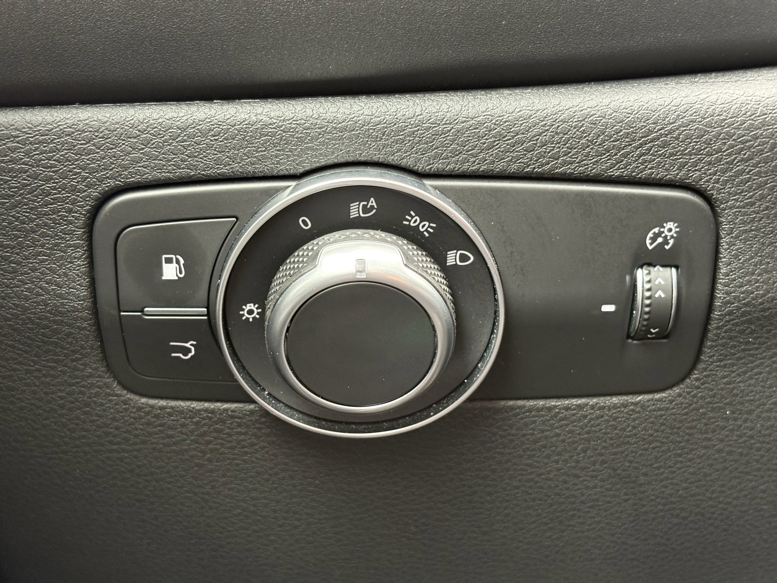 Used 2024 Dodge Hornet R/T Plus AWD/4WD image 3