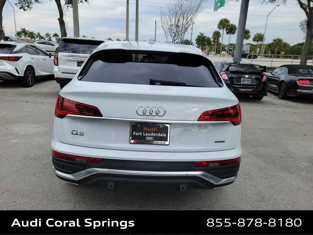 Used 2021 Audi Q5 2.0T Premium w/ Convenience Package image 7