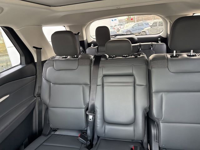 New 2026 Ford Explorer Active w/ Active Comfort Package AWD/4WD image 26