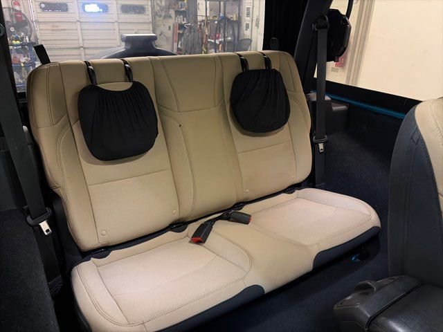 Used 2019 Jeep Wrangler Sport image 29