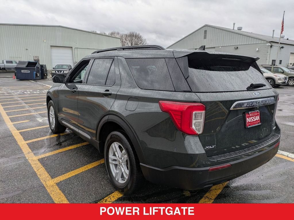 Used 2022 Ford Explorer XLT image 6
