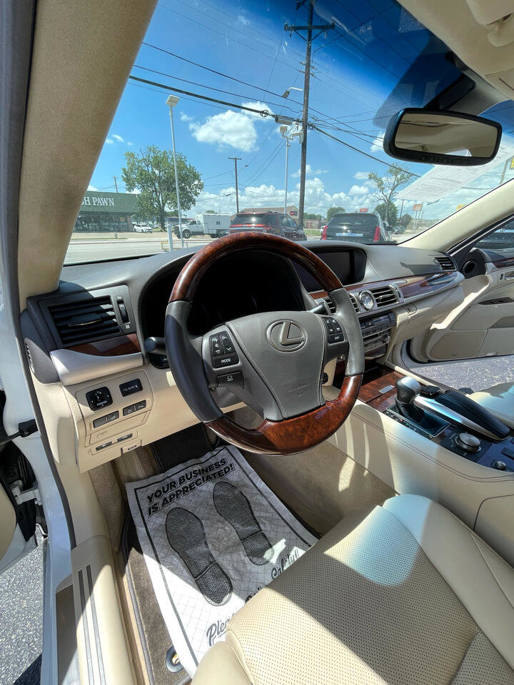 Used 2015 Lexus LS 460 Luxury image 9