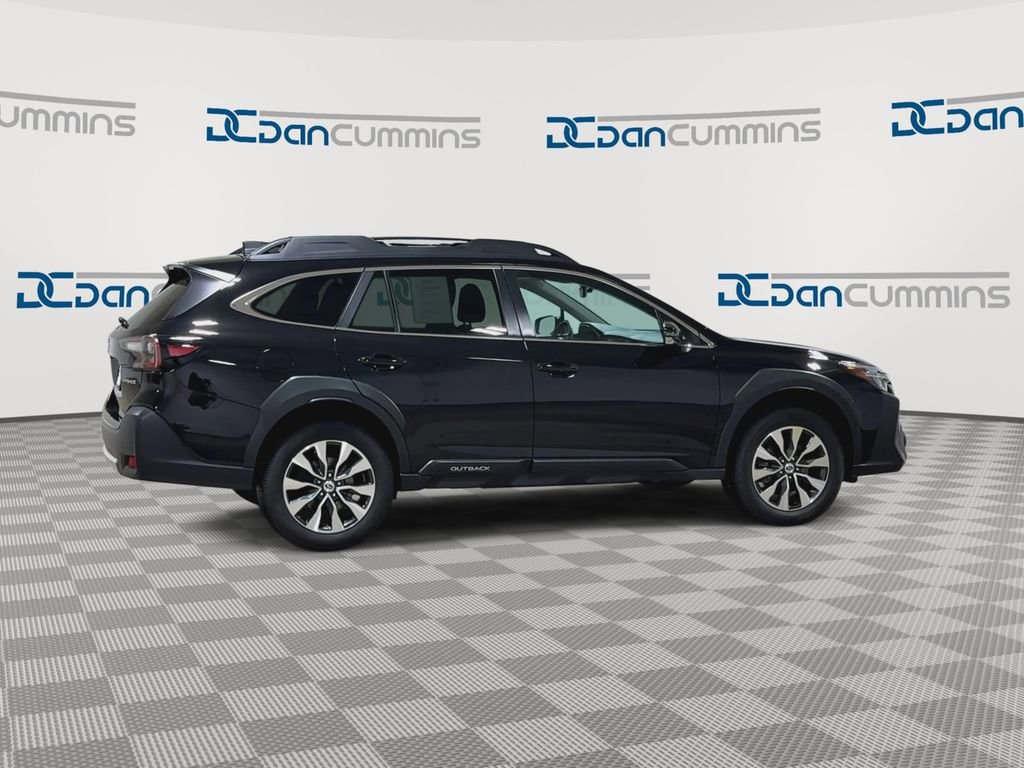 Used 2023 Subaru Outback Limited AWD/4WD image 9