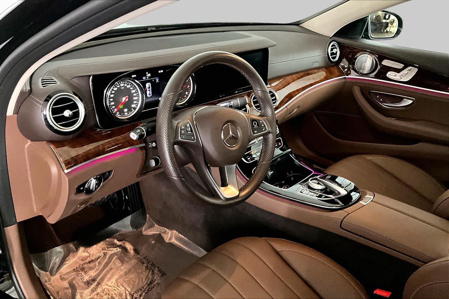 Used 2018 Mercedes-Benz E 400 4MATIC Sedan image 18