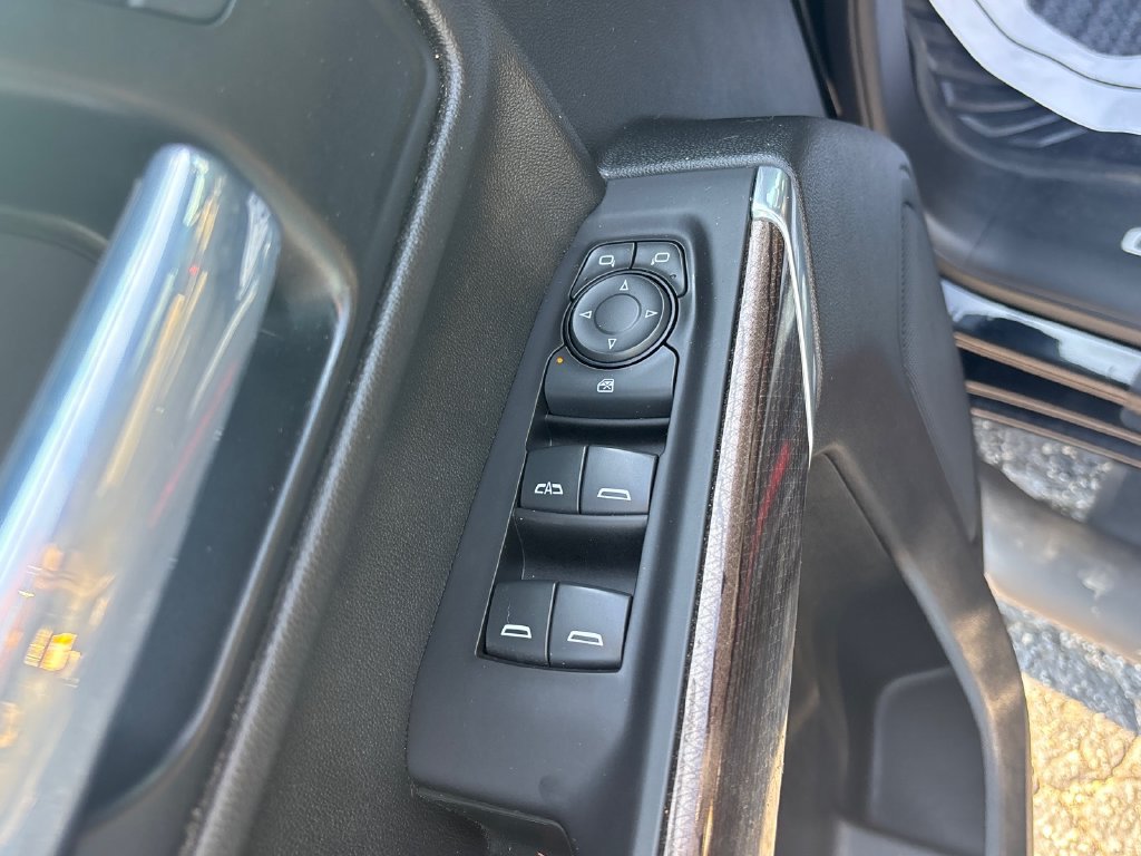 Used 2021 Chevrolet Silverado 1500 RST w/ Z71 Off-Road Package AWD/4WD image 27