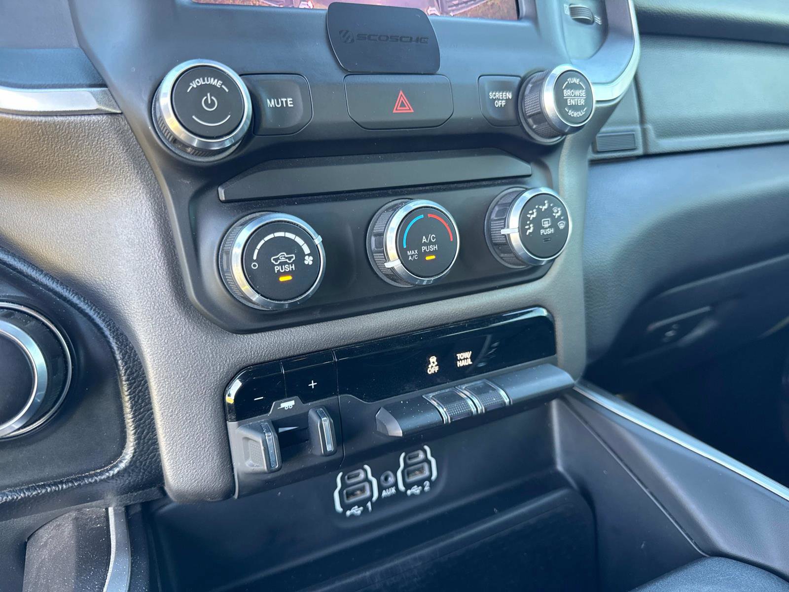 Used 2021 RAM 1500 Big Horn image 24