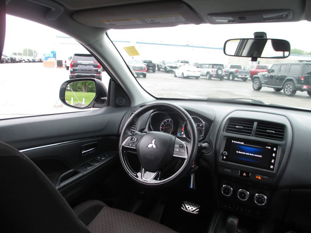 Used 2019 Mitsubishi Outlander Sport LE AWD/4WD image 24