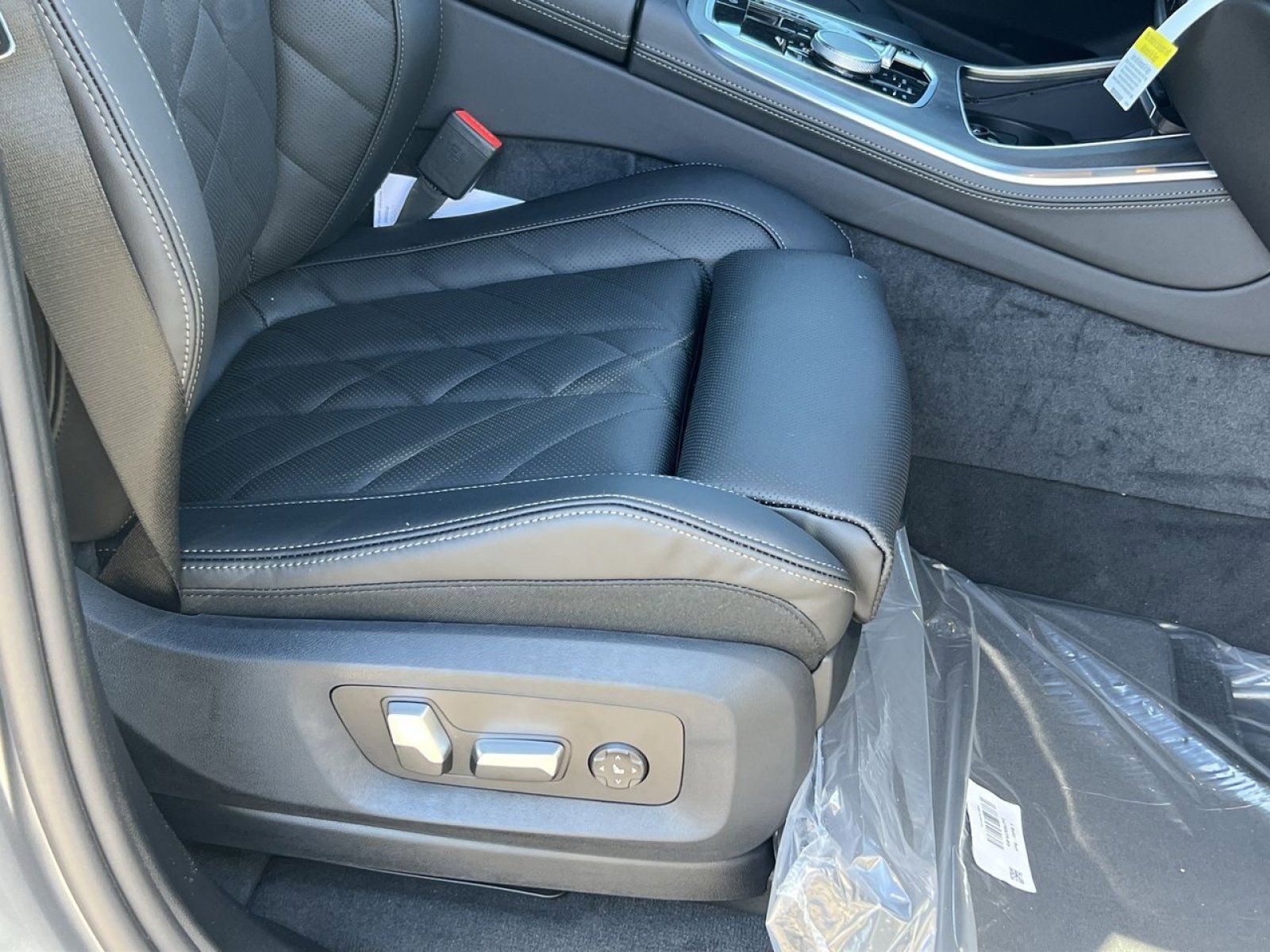 New 2026 BMW X5 xDrive40i w/ Premium Package image 27