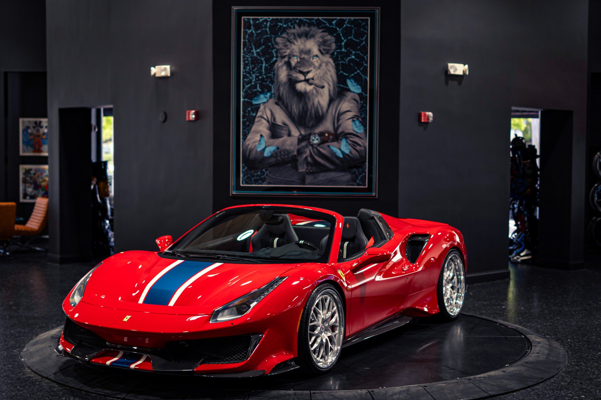 Used 2020 Ferrari 488 Pista Spider RWD image 1