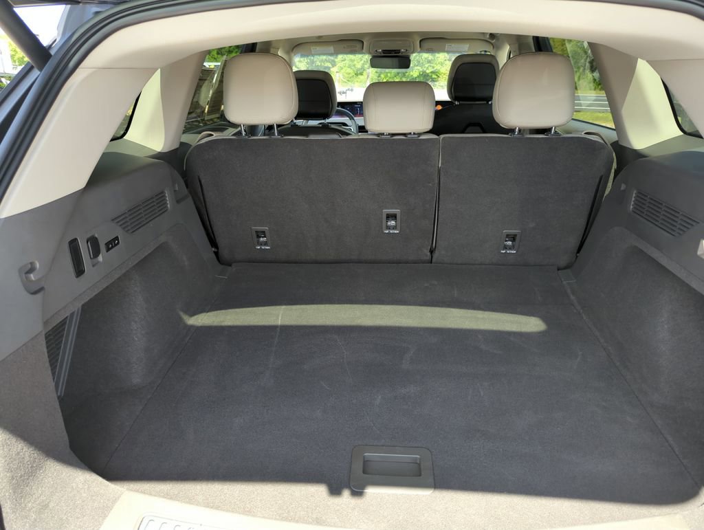 Used 2024 Lincoln Nautilus Premier image 31