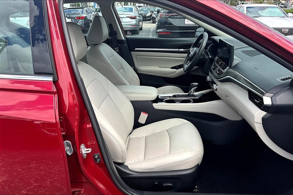 Used 2024 Nissan Altima 2.5 SL image 21
