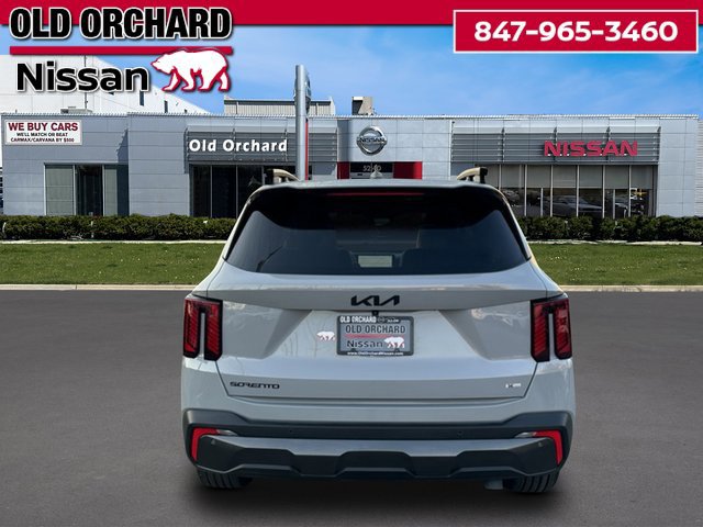 Used 2025 Kia Sorento SX AWD/4WD image 7