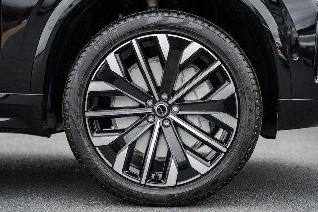 New 2026 Volvo XC90 B6 Plus image 17