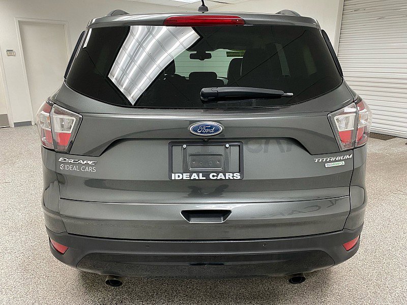 Used 2017 Ford Escape Titanium image 6
