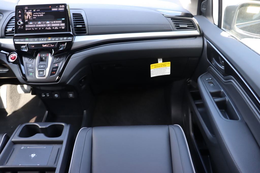 Used 2026 Honda Odyssey Touring image 18