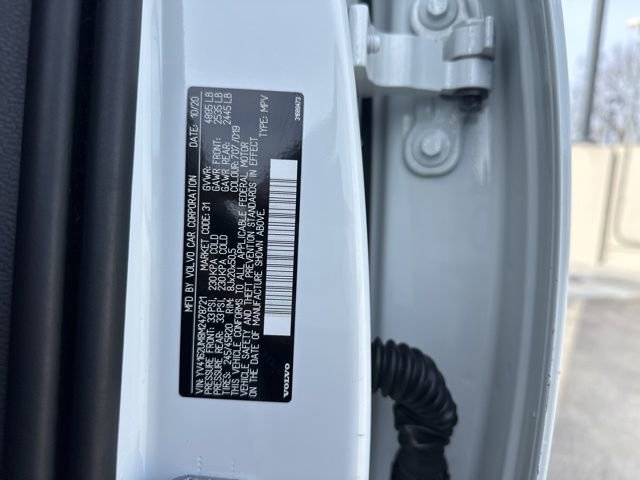 Used 2021 Volvo XC40 T5 R-Design w/ Climate Package image 31