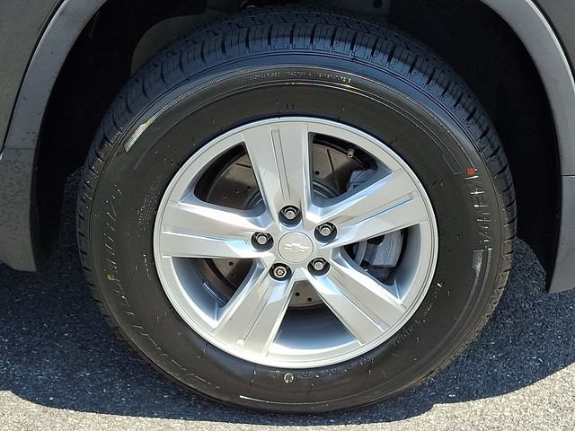Used 2019 Chevrolet Trax LS w/ Tint and Cruise Package AWD/4WD image 9