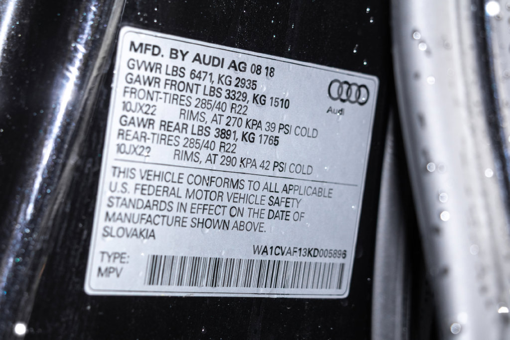 Used 2019 Audi Q8 Prestige AWD/4WD image 36