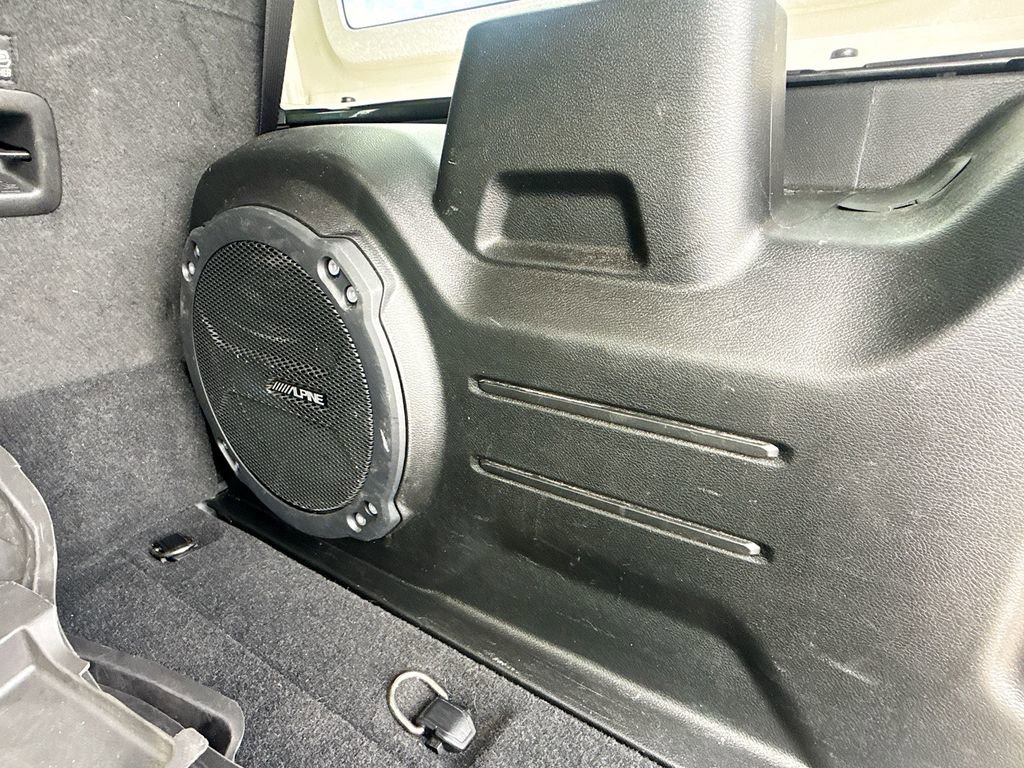 Used 2022 Jeep Wrangler Unlimited Rubicon 4xe w/ Cold Weather Group AWD/4WD image 31
