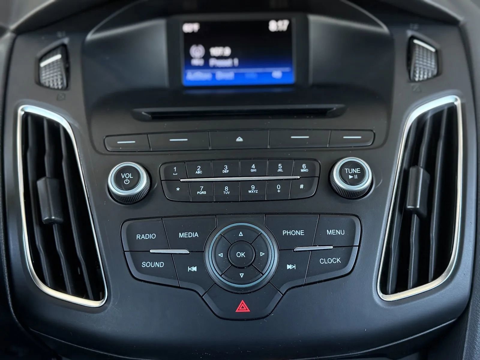 Used 2017 Ford Focus ST FWD image 32