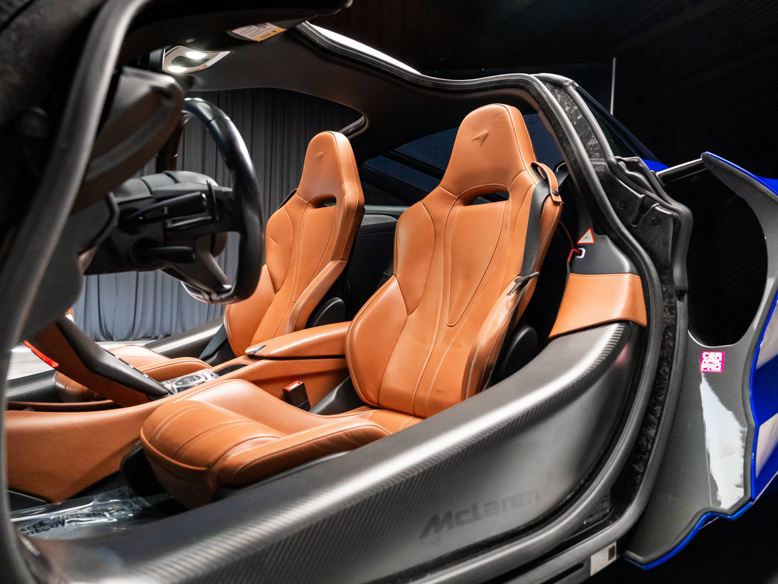 Used 2018 McLaren 720S Luxury RWD image 45