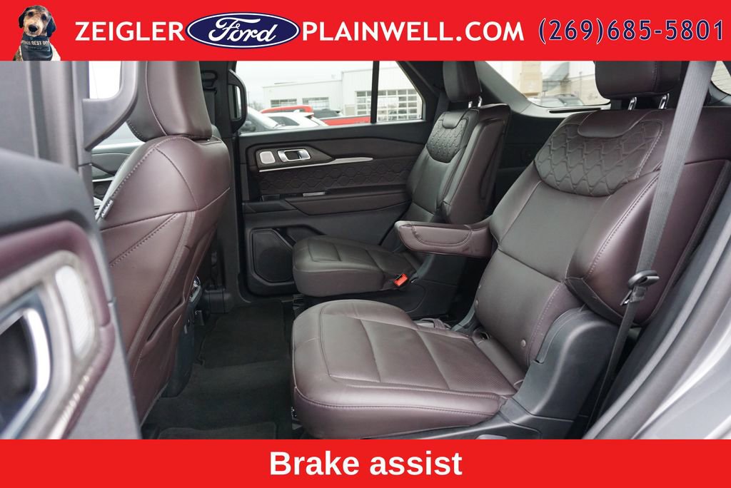Used 2025 Ford Explorer Platinum w/ LUX Leather Package AWD/4WD image 12