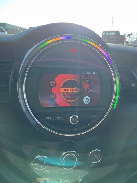 Used 2019 MINI Cooper 2-Door Hardtop image 36