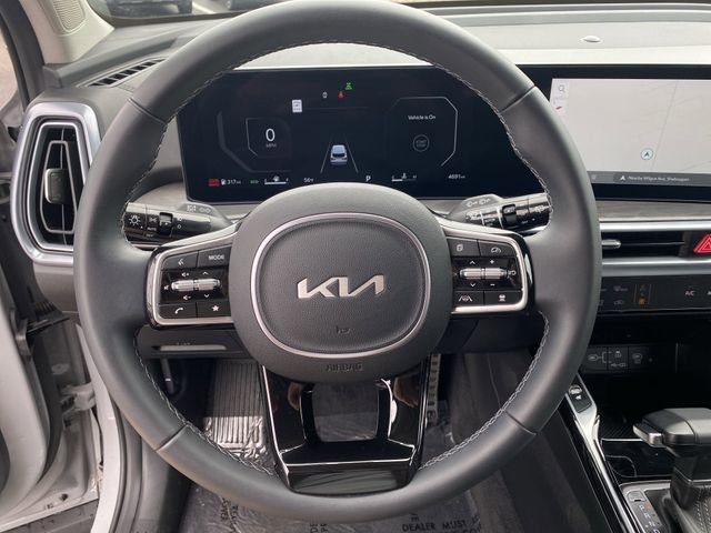 Certified 2025 Kia Sorento SX image 18