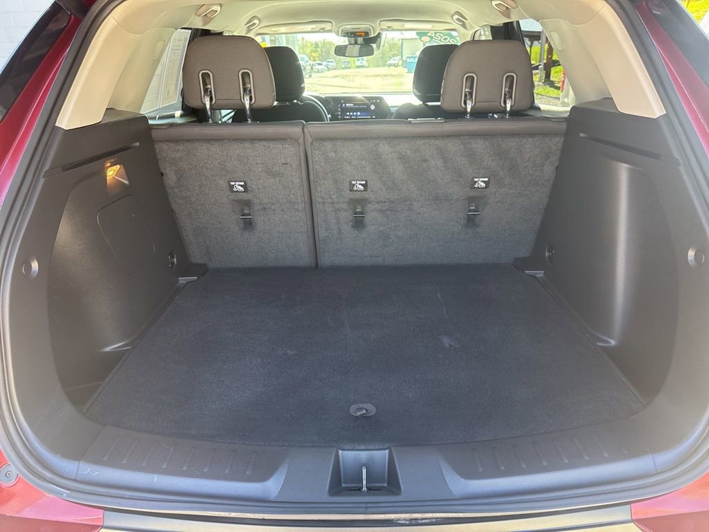 Used 2024 Chevrolet TrailBlazer LT w/ Convenience Package image 14