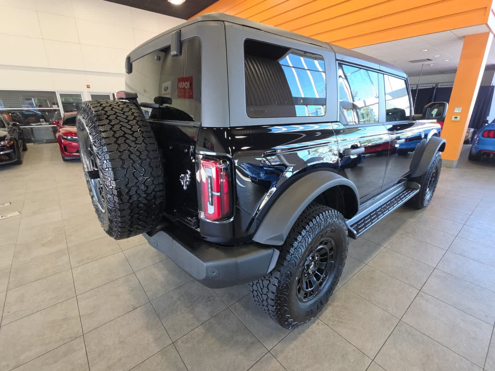 Used 2026 Ford Bronco Outer Banks w/ Sasquatch Package AWD/4WD image 6