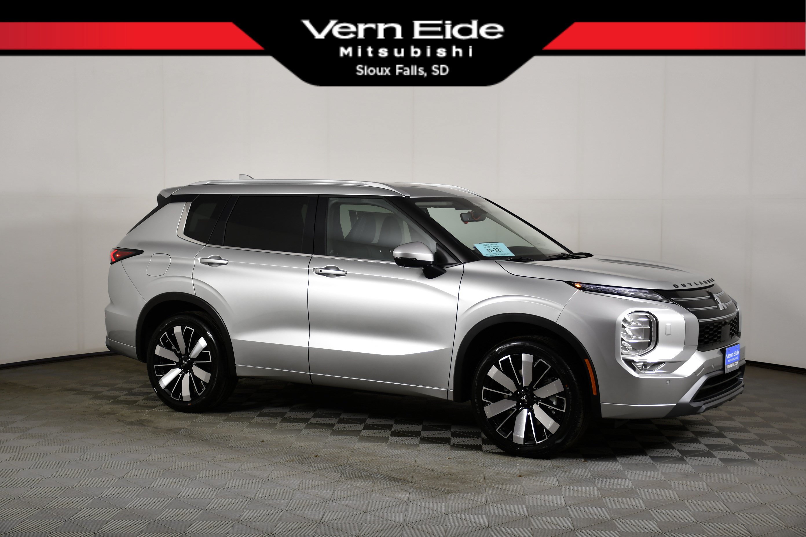 New 2026 Mitsubishi Outlander SEL