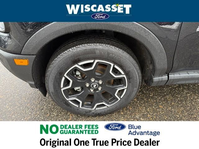 Certified 2025 Ford Bronco Sport Outer Banks w/ Outer Banks Tech Package+ AWD/4WD image 37
