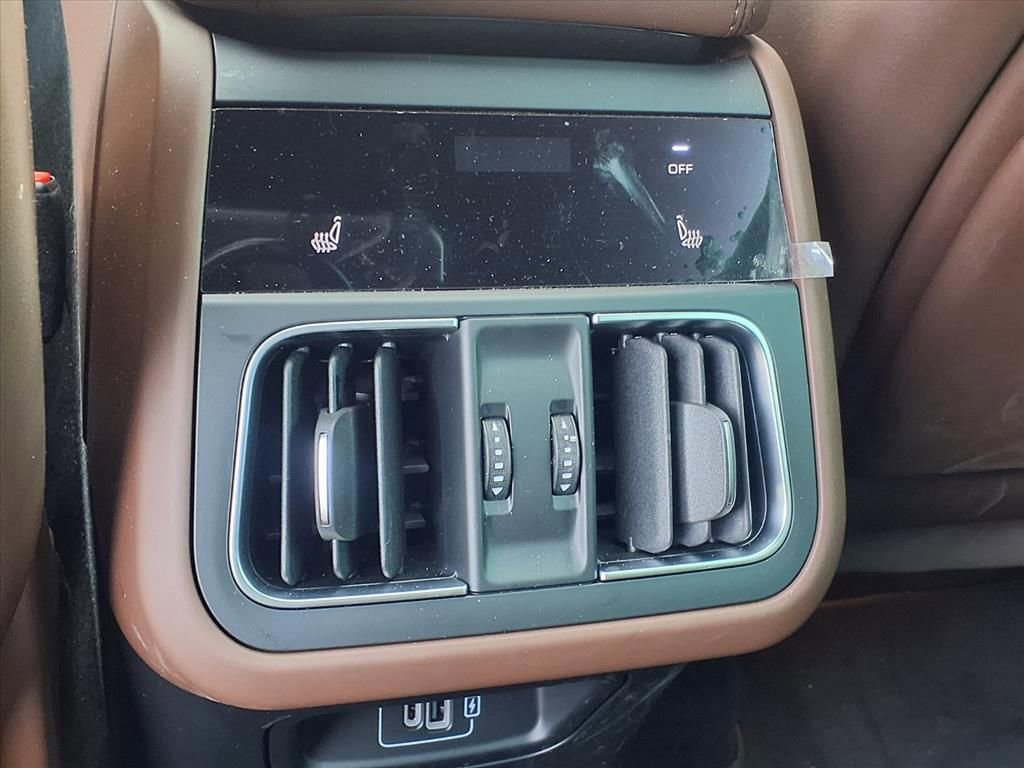 New 2026 Maserati Grecale Modena image 12