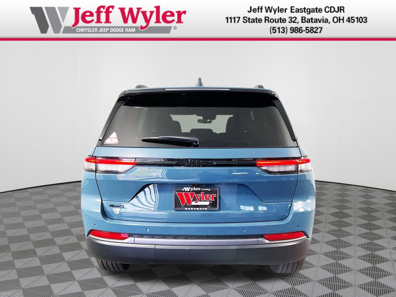 New 2026 Jeep Grand Cherokee Limited w/ Limited Altitude Package AWD/4WD image 27