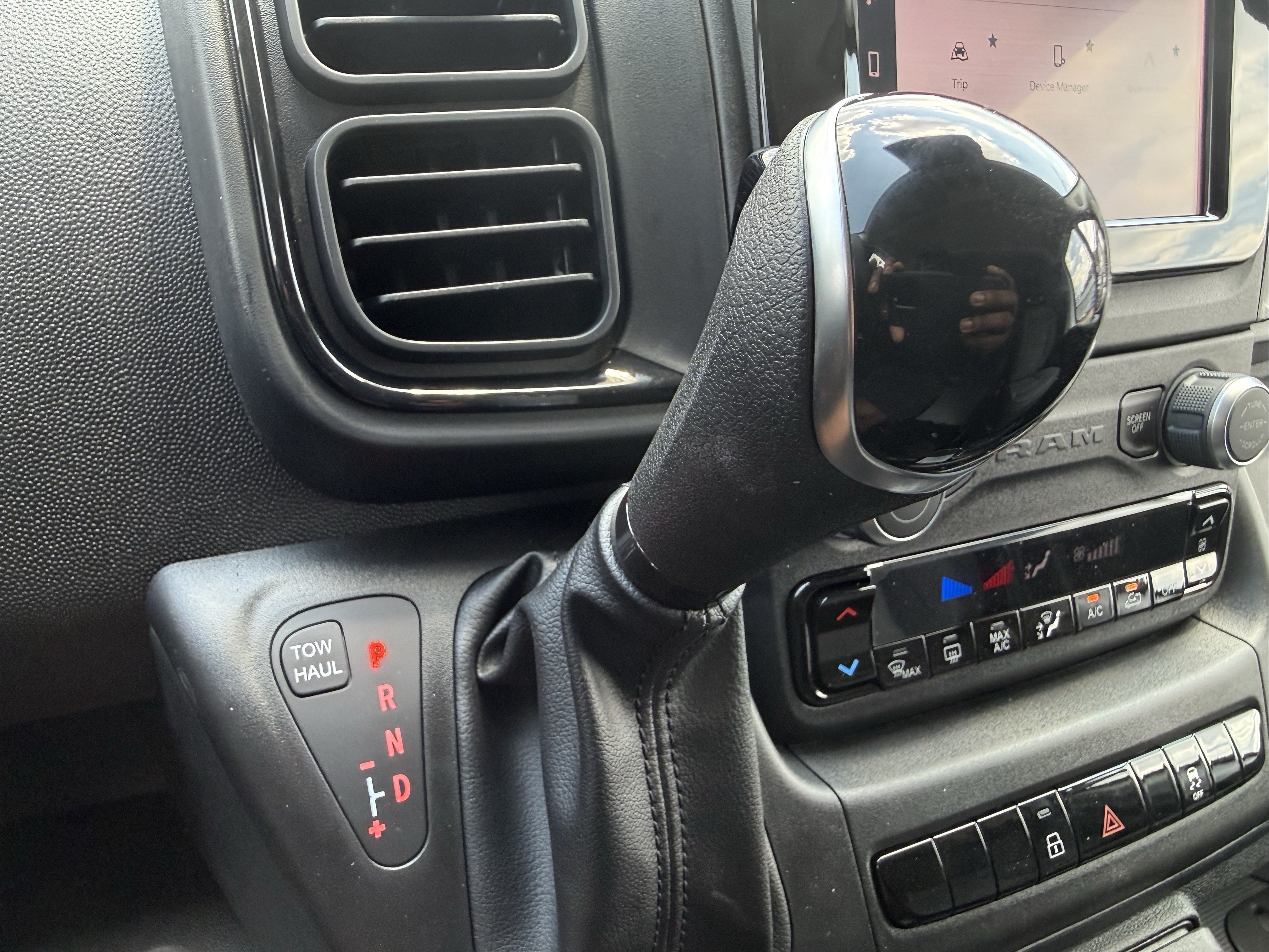 New 2026 RAM ProMaster 1500 w/ Convenience Group FWD image 24