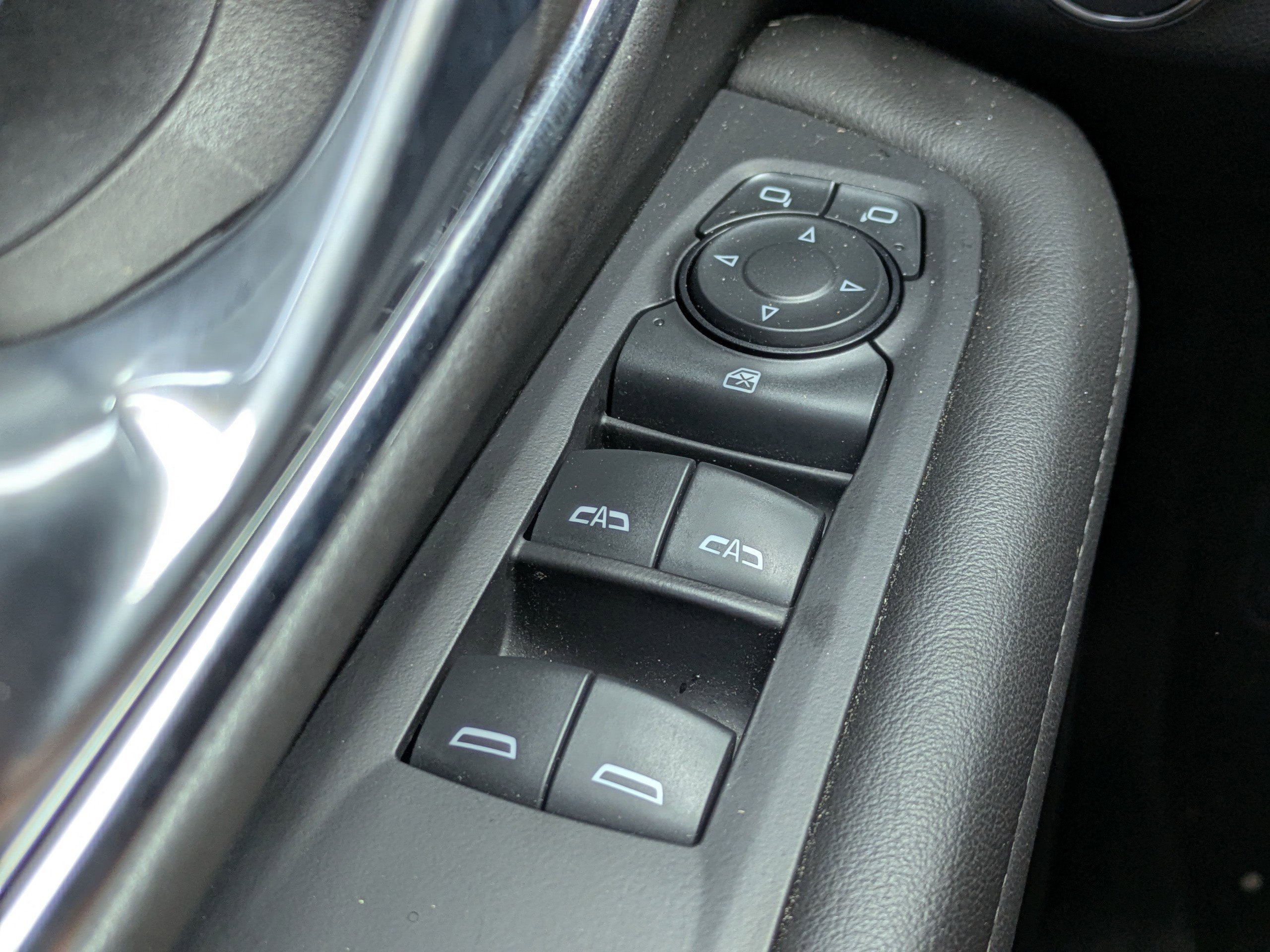 Used 2024 Chevrolet Tahoe LS image 23