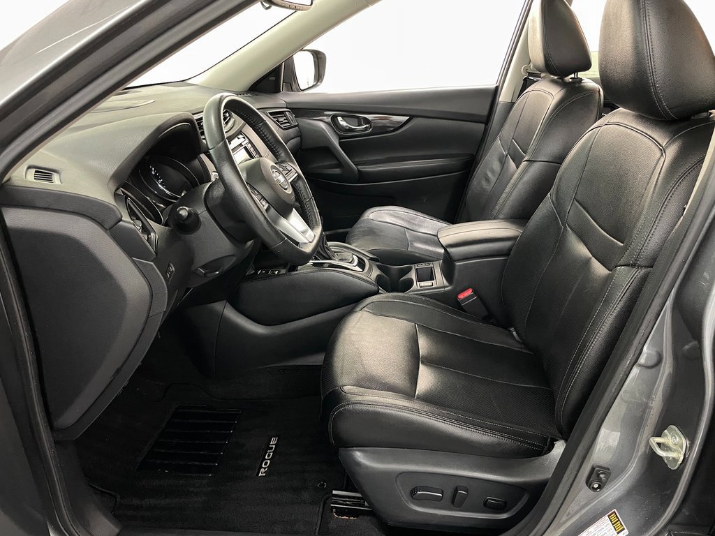 Used 2020 Nissan Rogue SL w/ Premium Package image 8