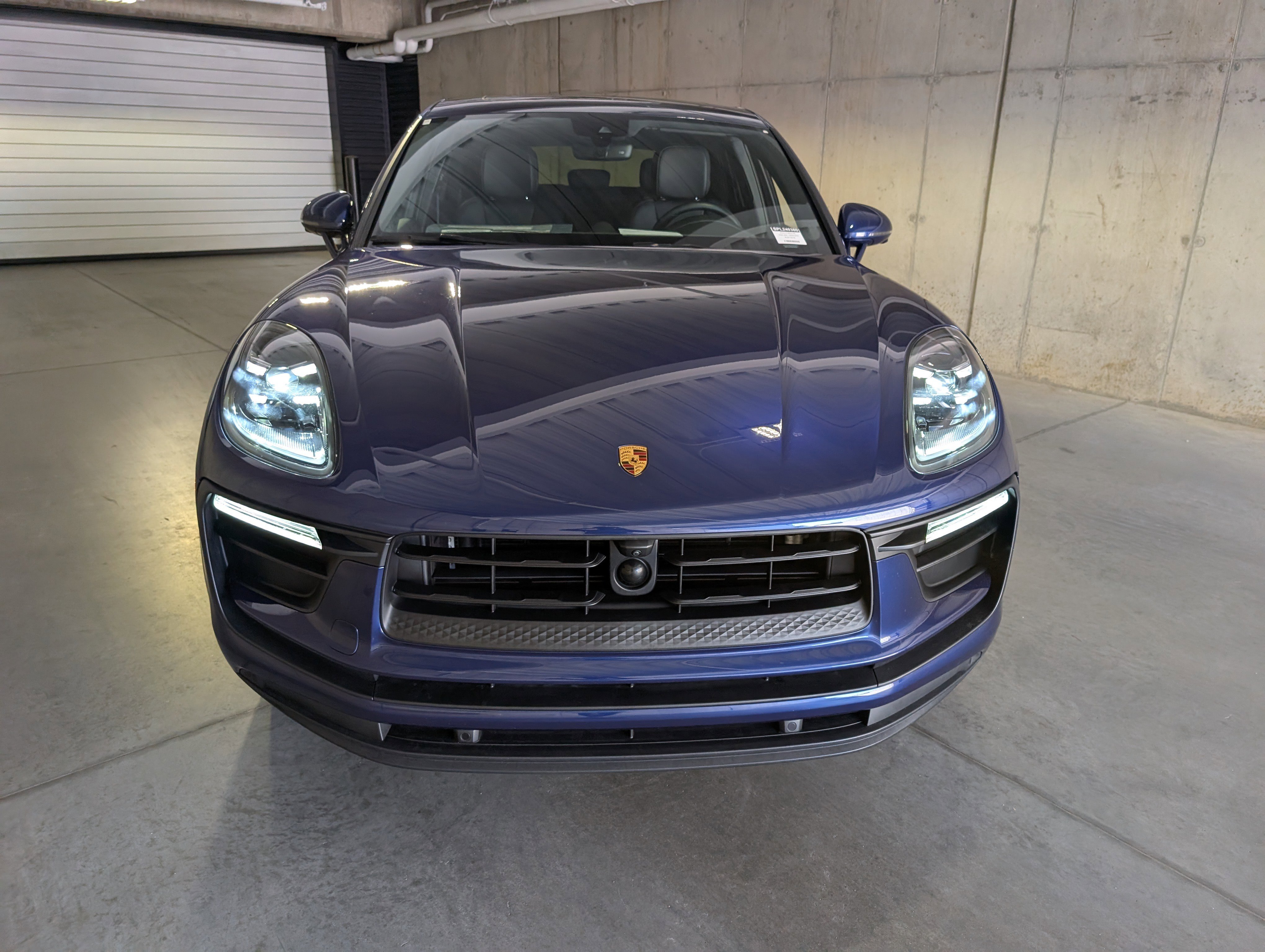 Certified 2024 Porsche Macan image 14