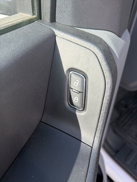 New 2024 Ford F550 2WD Regular Cab Super Duty image 22