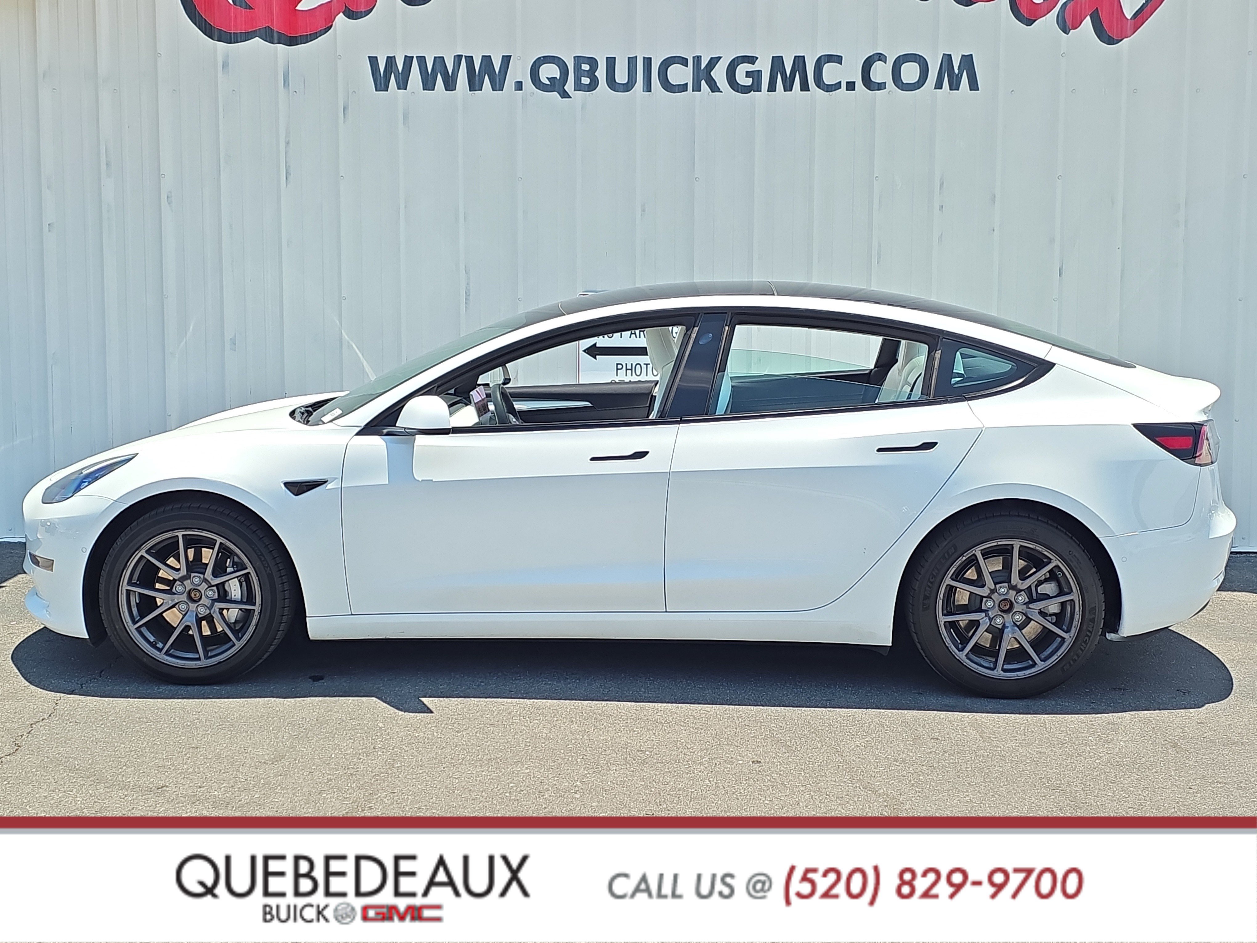 Used 2022 Tesla Model 3 Long Range AWD/4WD image 4