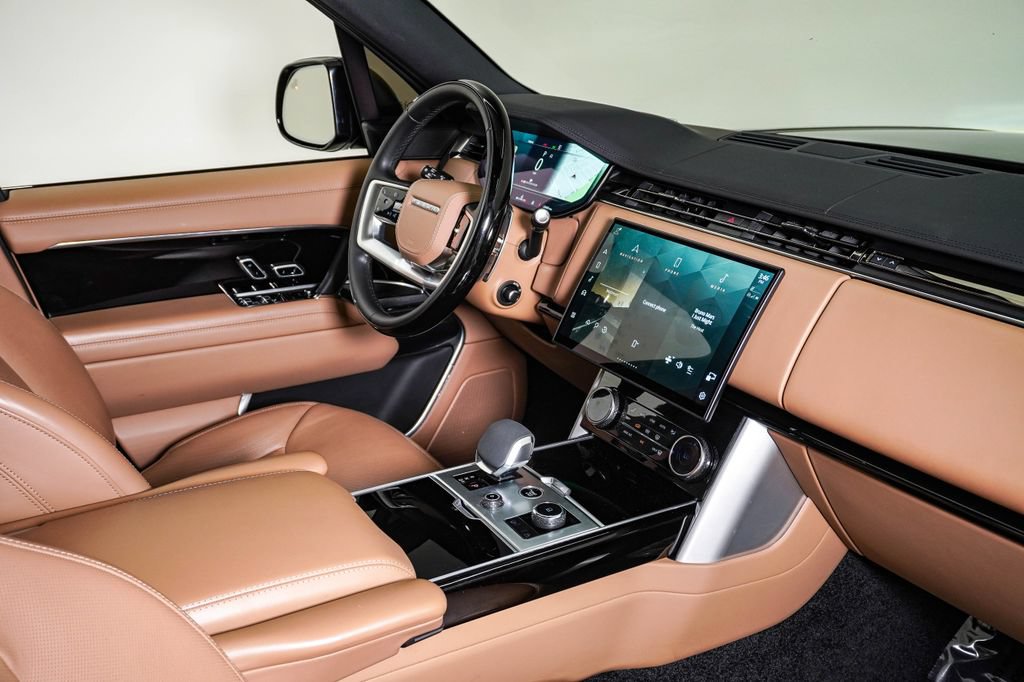 Used 2023 Land Rover Range Rover SE AWD/4WD image 13