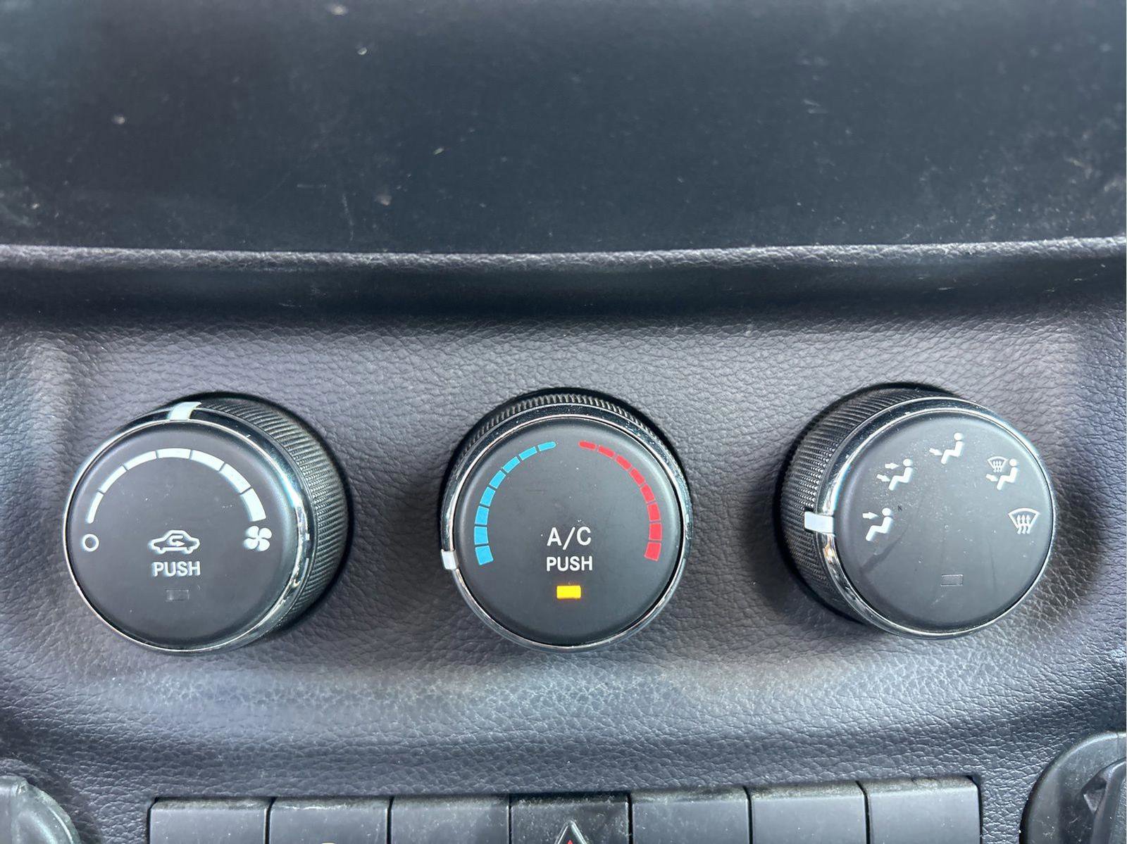 Certified 2016 Jeep Wrangler Sport AWD/4WD image 29