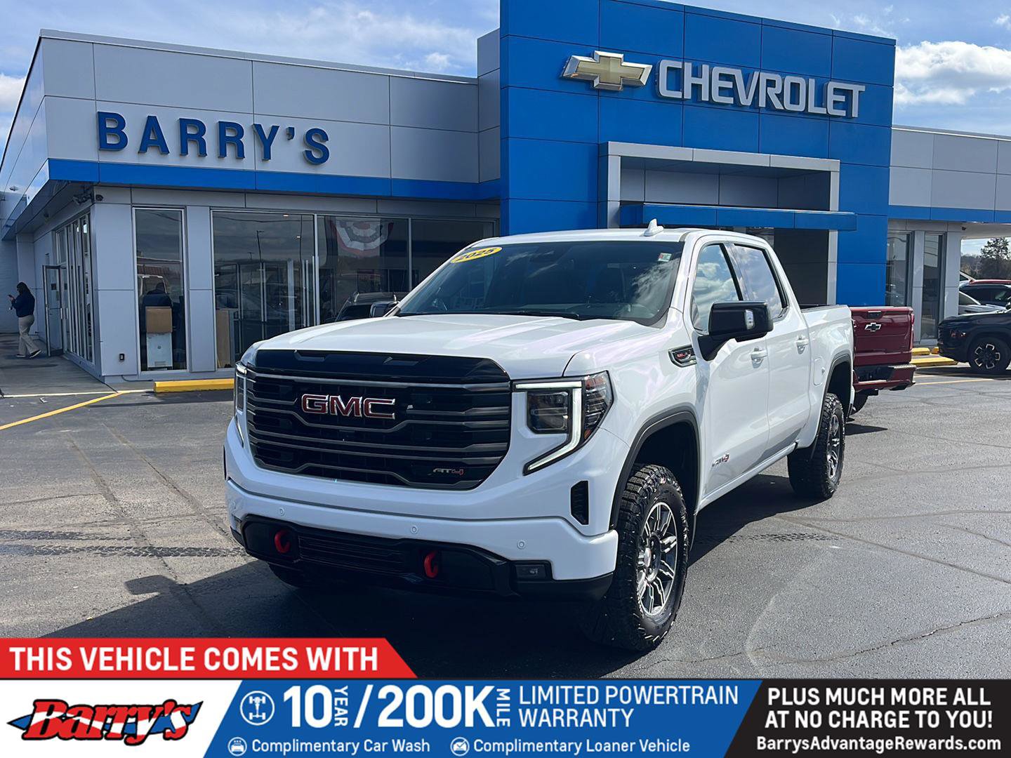 Used 2025 GMC Sierra 1500 AT4 image 1