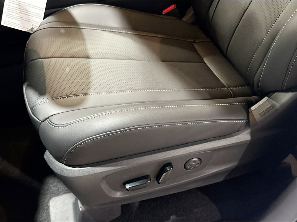 Certified 2026 INFINITI QX60 Luxe w/ Cargo Package FWD image 21